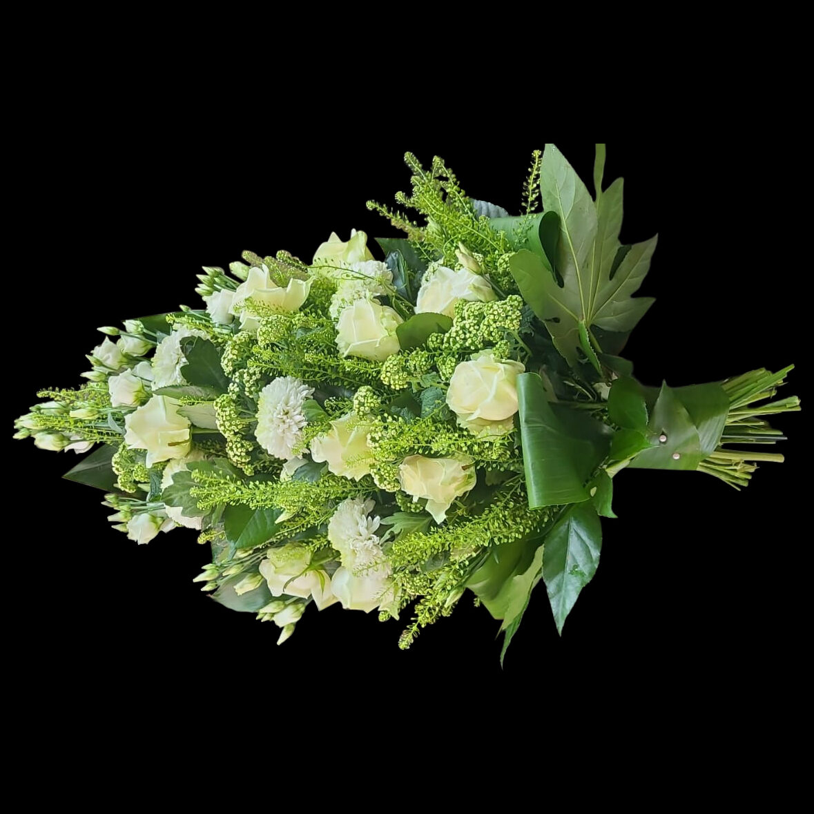 rouwboeket Klassiek Wit met witte bloemen en groene accenten